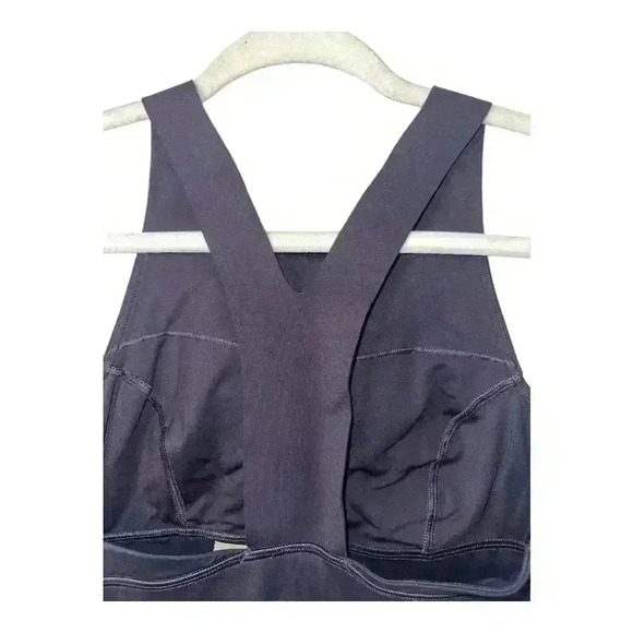 Lululemon Fast And Free Black Grape Bra, Size 6 - Picture 6 of 9